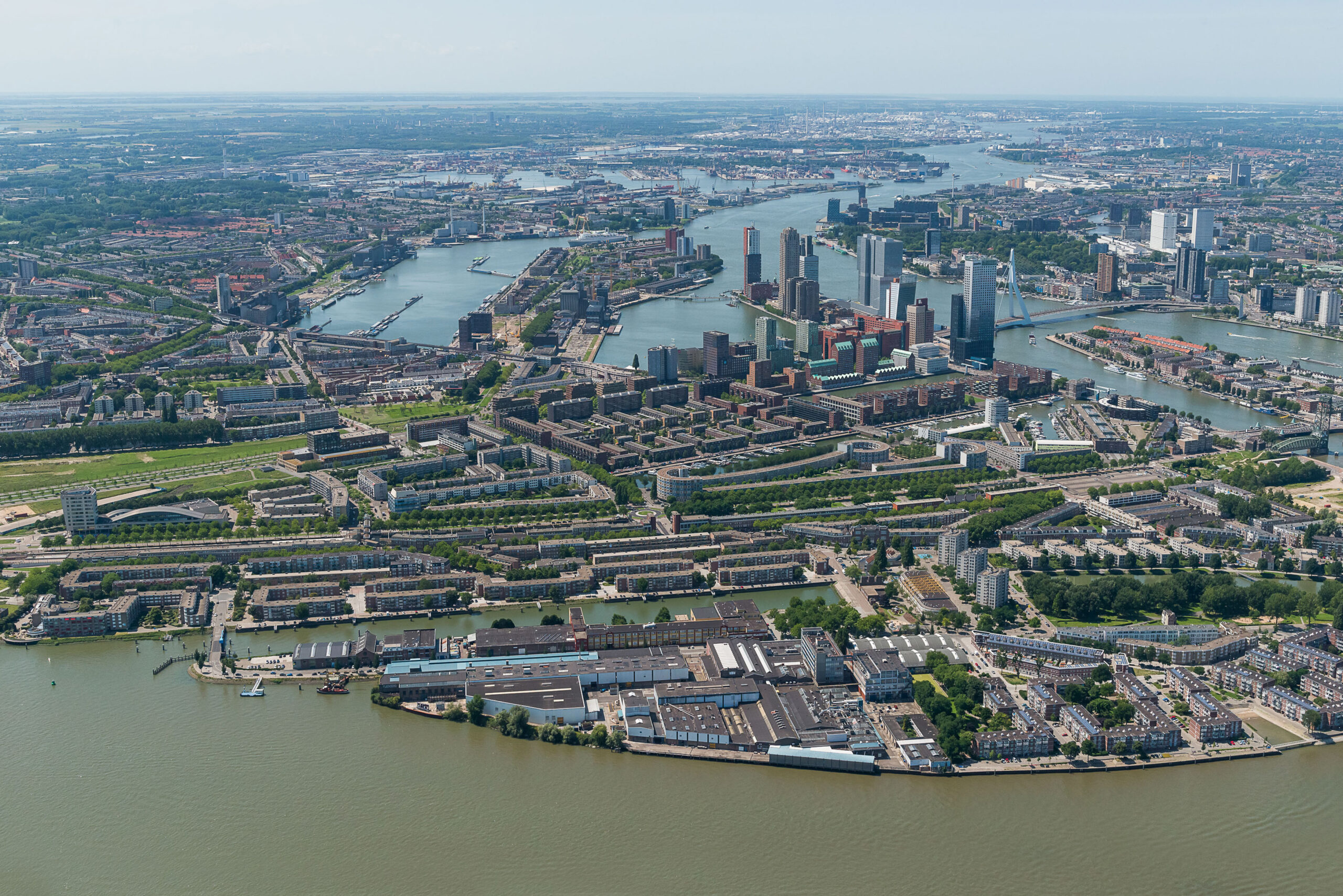 Samenwerkingsverband koopt voormalig Hunter Douglas-terrein in Rotterdam